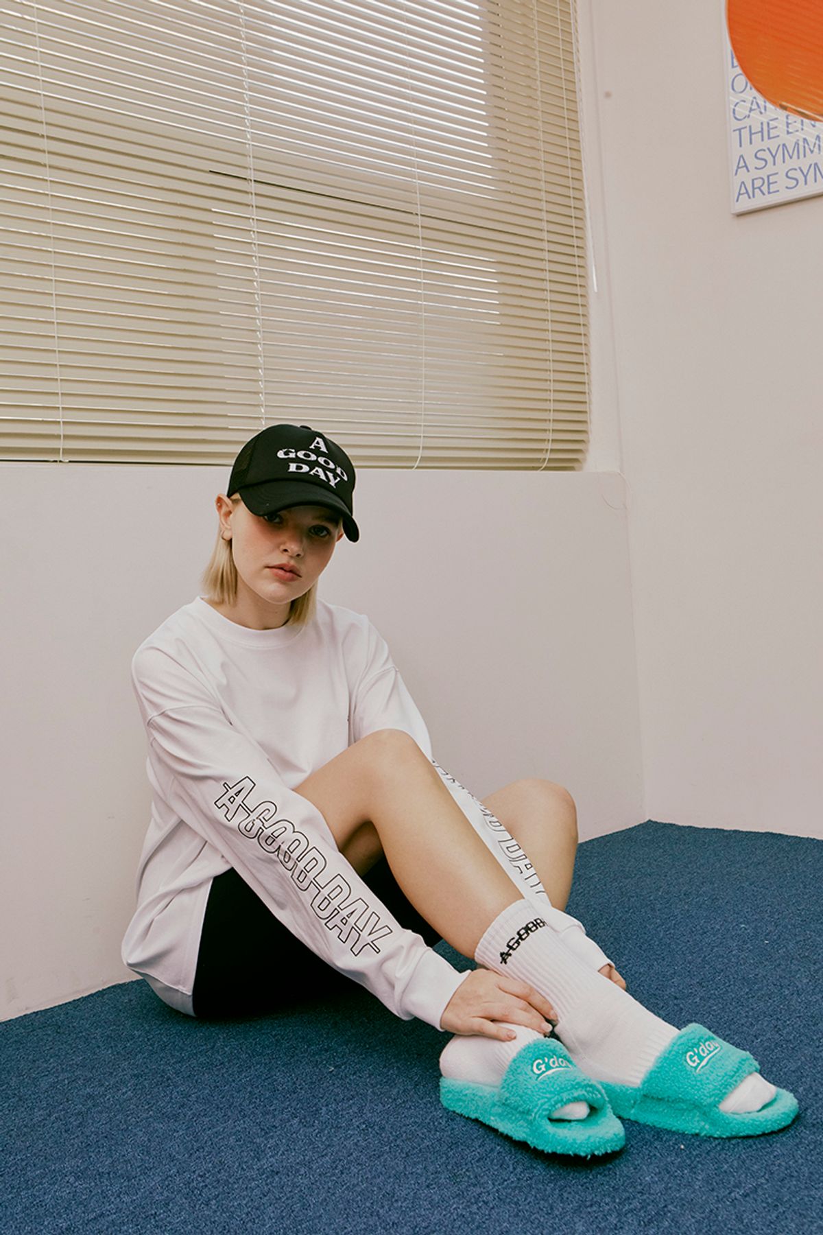 어굿데이(AGOODDAY) [UNISEX] 플라워지 롱슬리브 티셔츠(white)