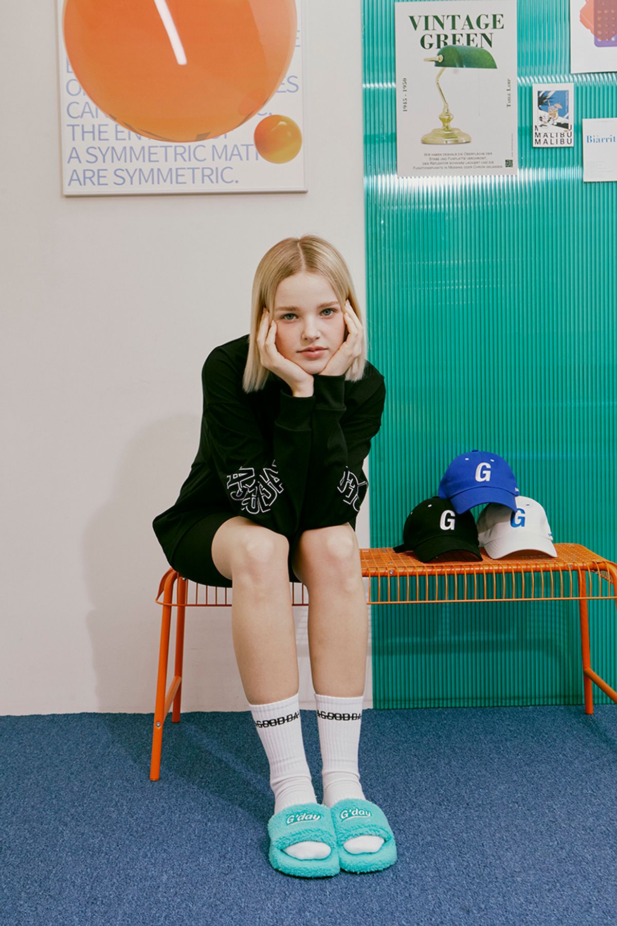 어굿데이(AGOODDAY) [UNISEX] 플라워지 롱슬리브 티셔츠(black)