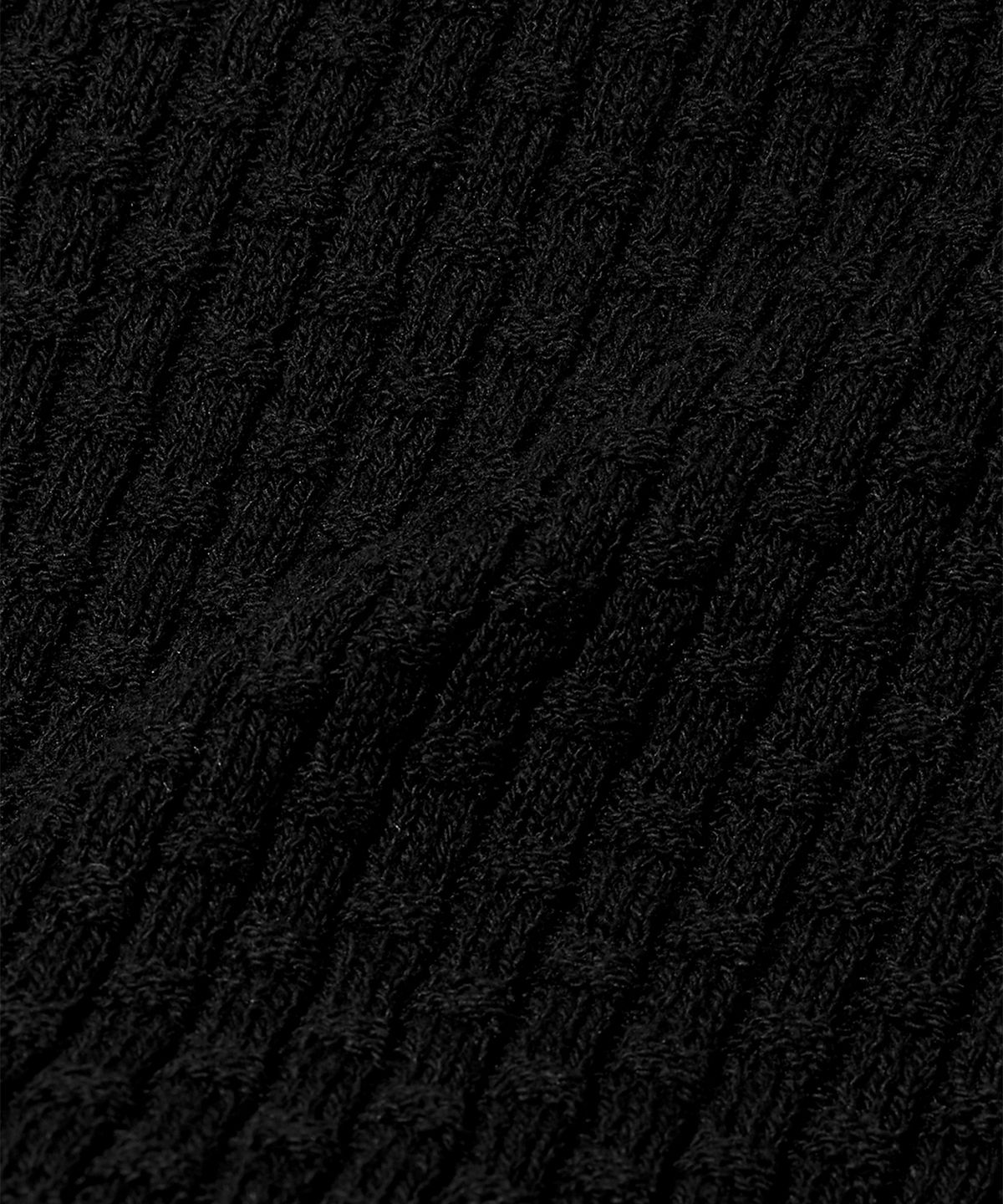 더블유엠씨(WMC) 스퀘어 오픈 카라 니트_BLACK