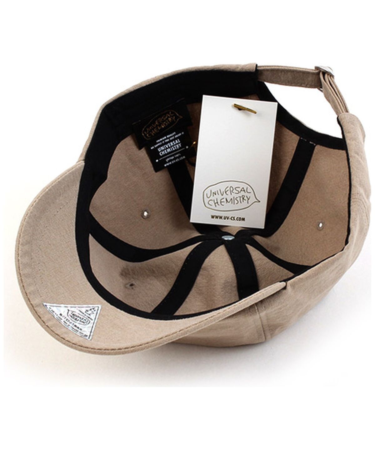 유니버셜 케미스트리(UNIVERSAL CHEMISTRY) Beige Short Brim Ballcap 숏챙캡
