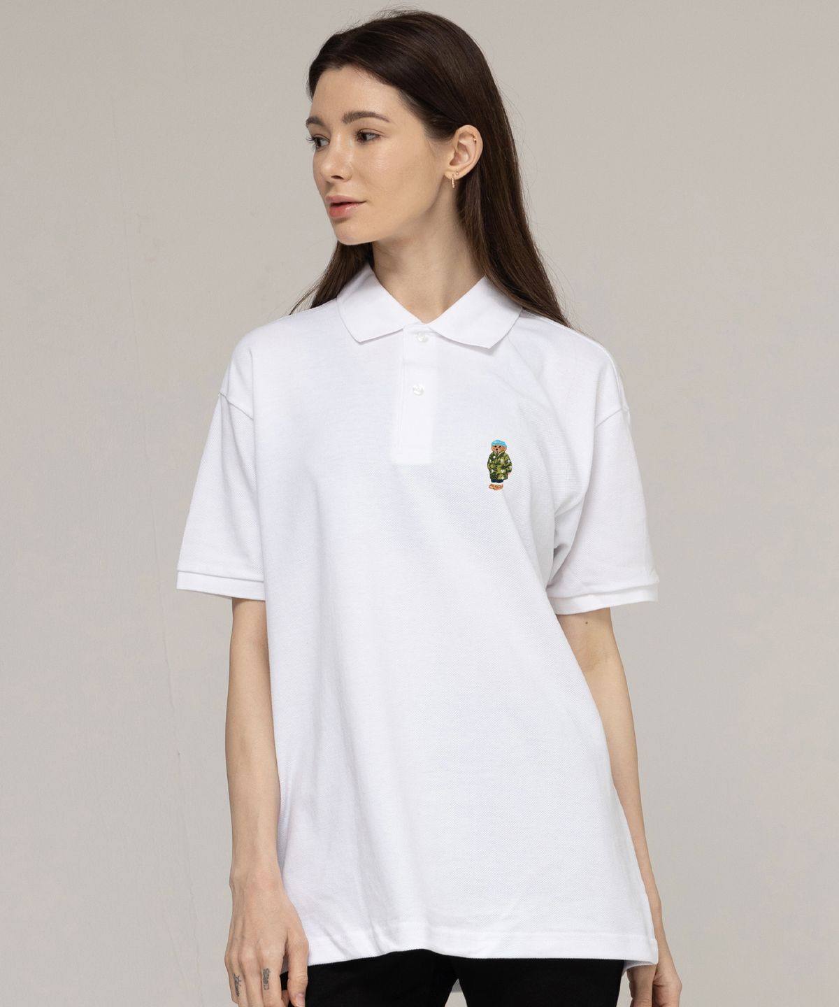 그레이버(GRAVER) [UNISEX]블루 비니 도그 자수 스트리버 피케 반팔티셔츠_화이트