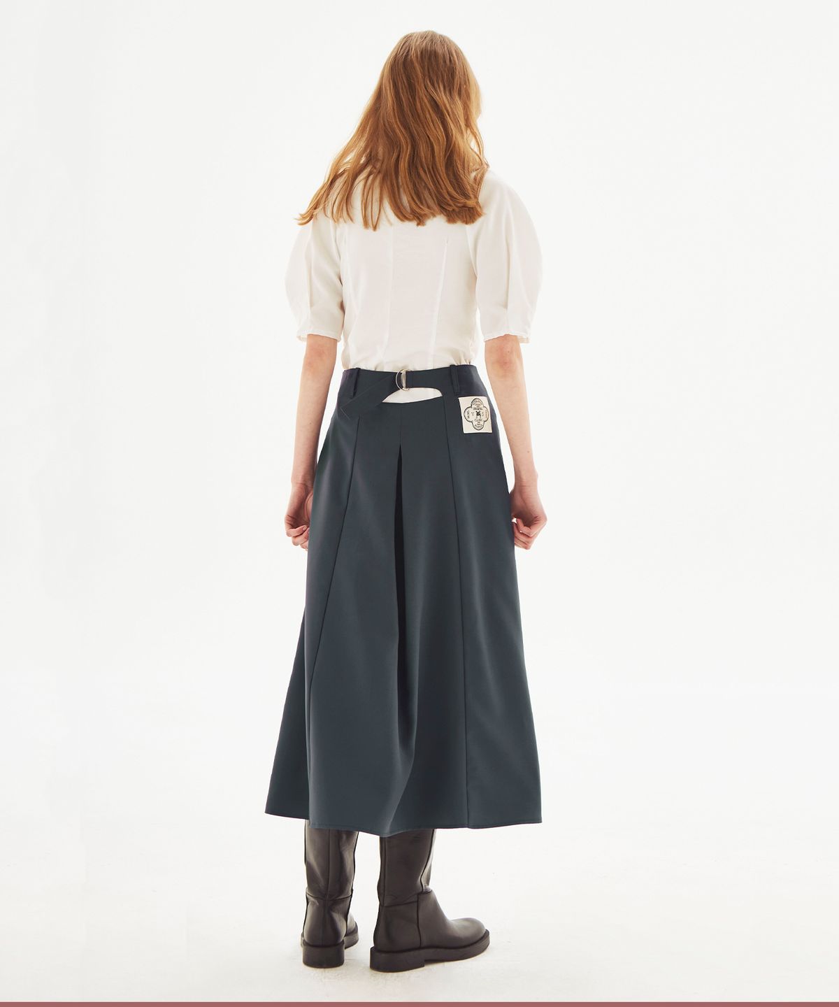 바이탈싸인(VITALSIGN) [LINE] Back Cut-Out Pleats Skirt (3colors)