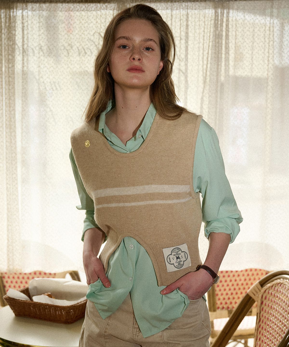 바이탈싸인(VITALSIGN) [LINE] Cut Out Line Knit Vest (6c)