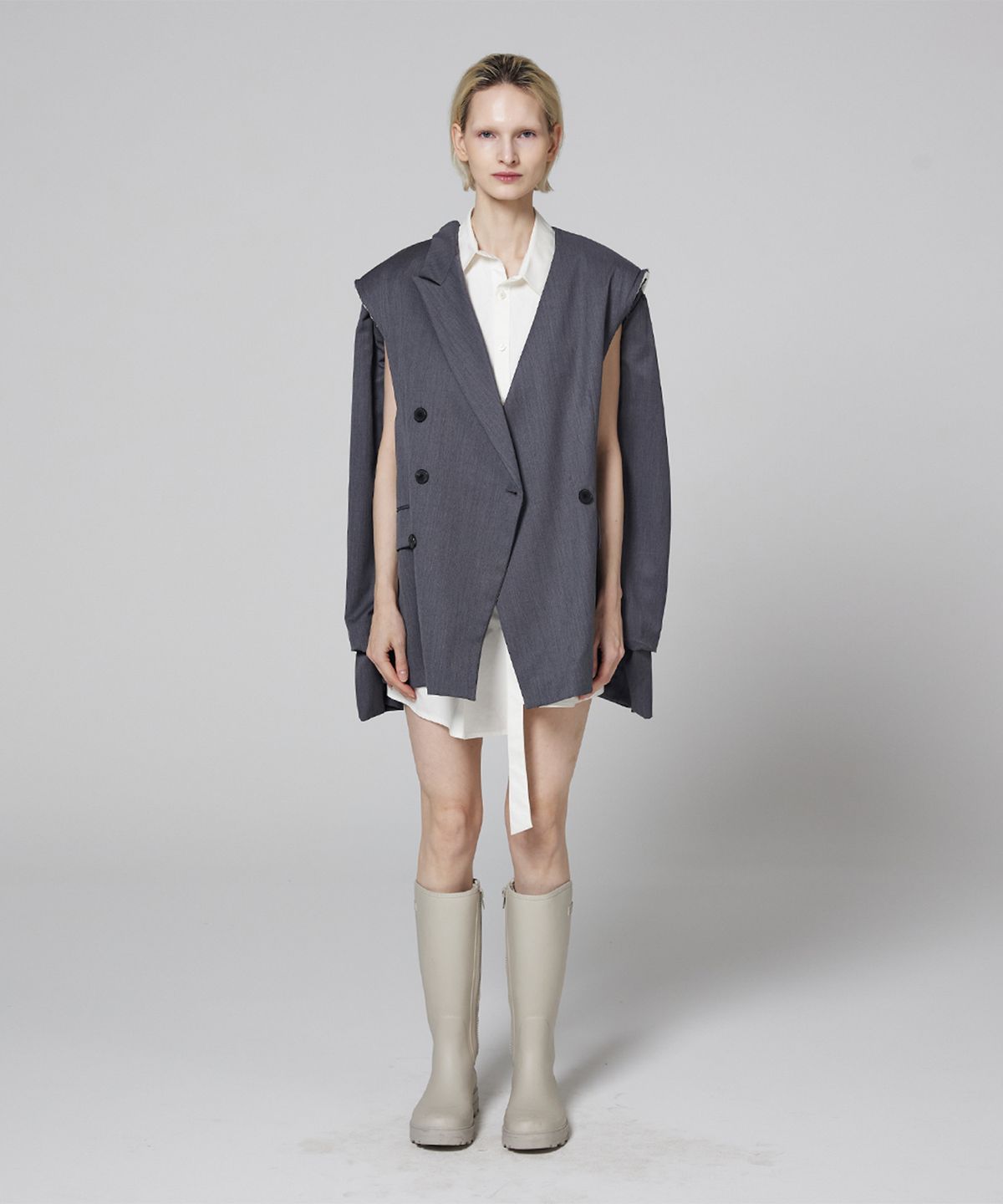 므아므(MMAM) Signature off sleeve origami blazer