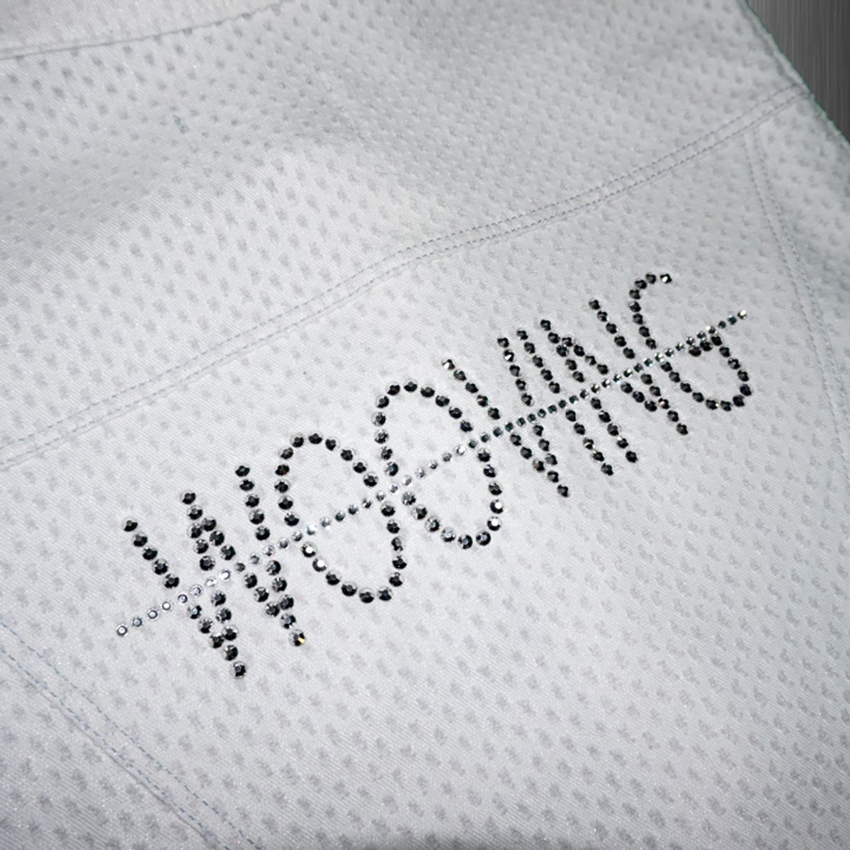 우빙(WOOVING) PUNCHING DENIM VEST (WHITE)