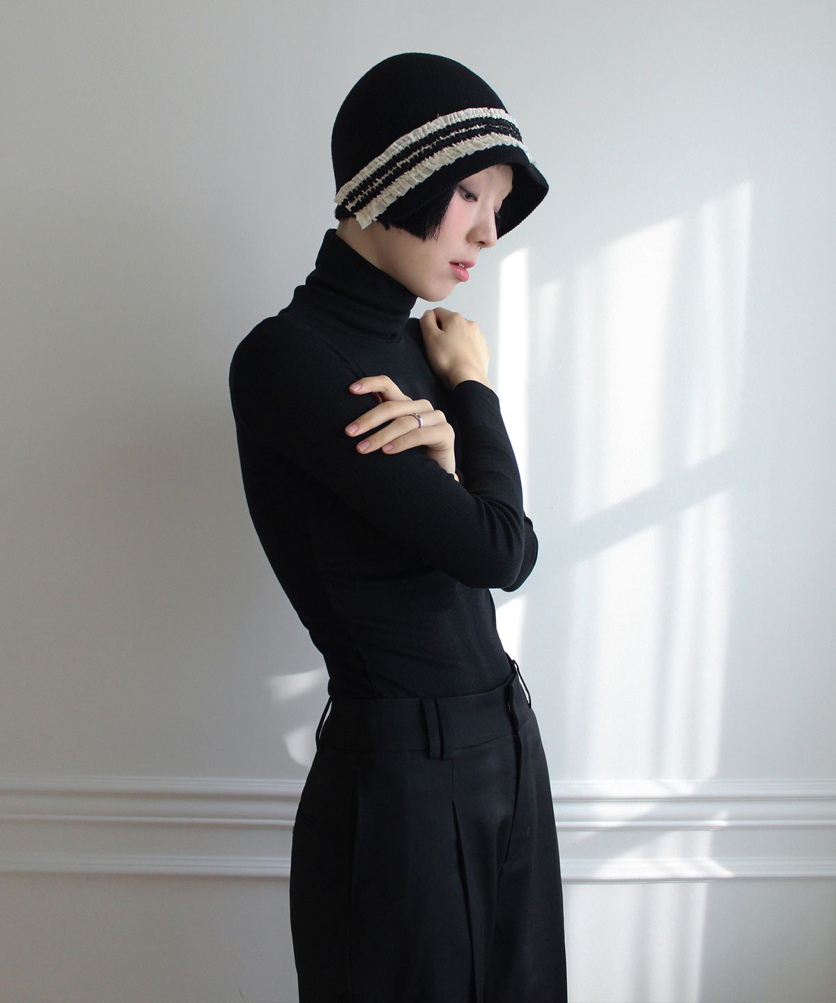 루바티(RUBATI) Classic Wide Wool Pants (BLACK)