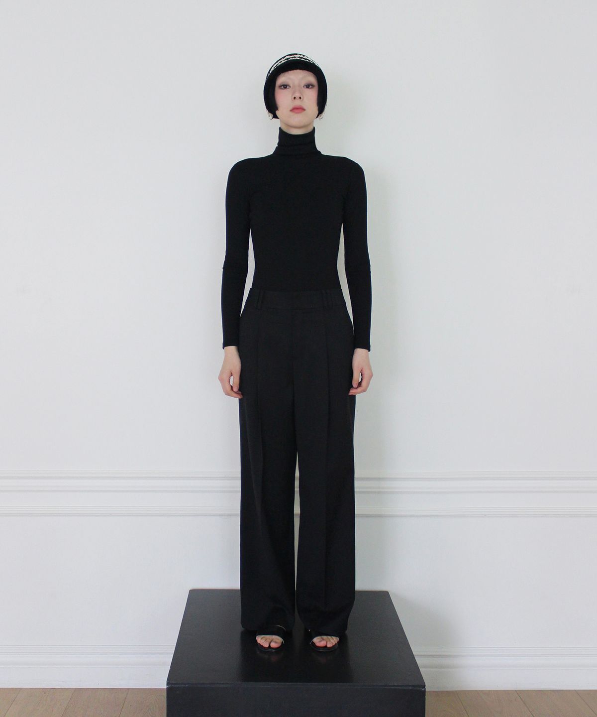 루바티(RUBATI) Classic Wide Wool Pants (BLACK)