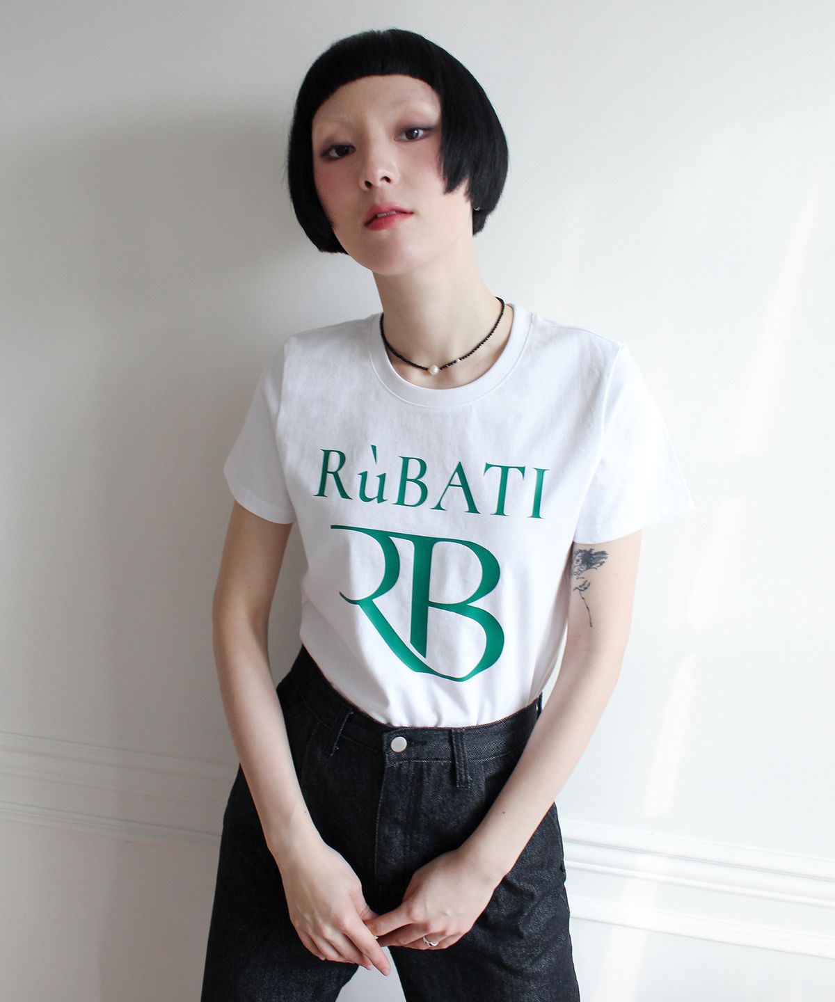 루바티(RUBATI) R.B Logo Tshirt (WHITE-GREEN)
