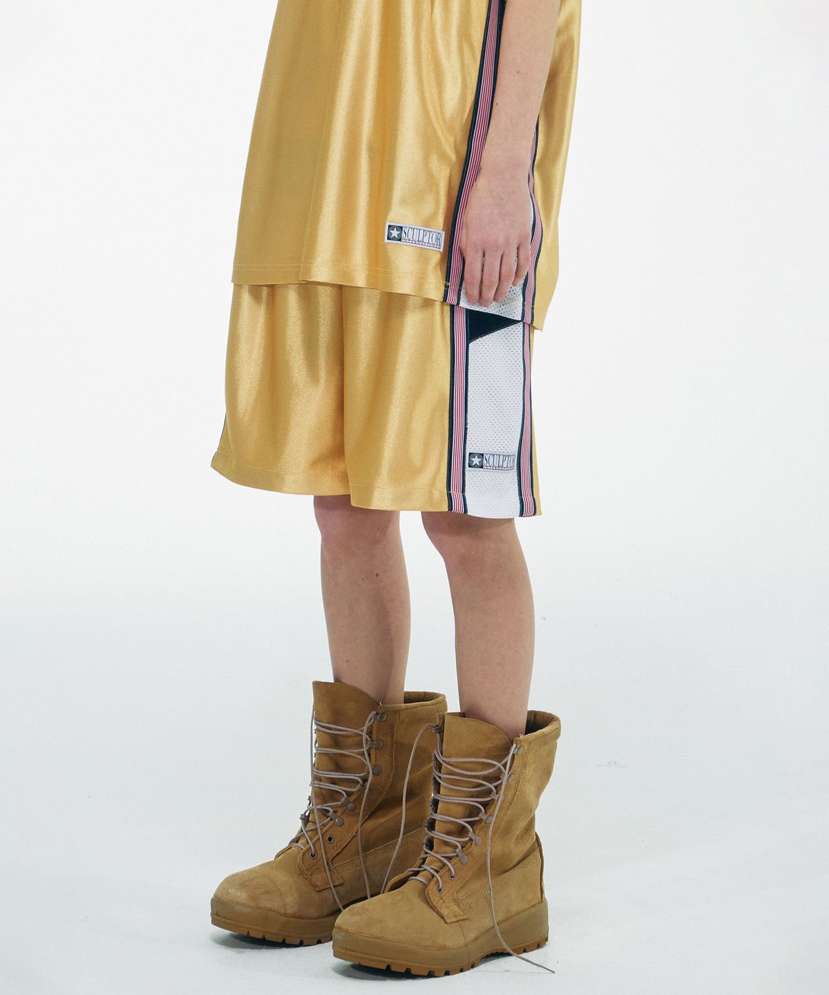 스컬프터(SCULPTOR) Classic Logo Basketball Shorts Gold