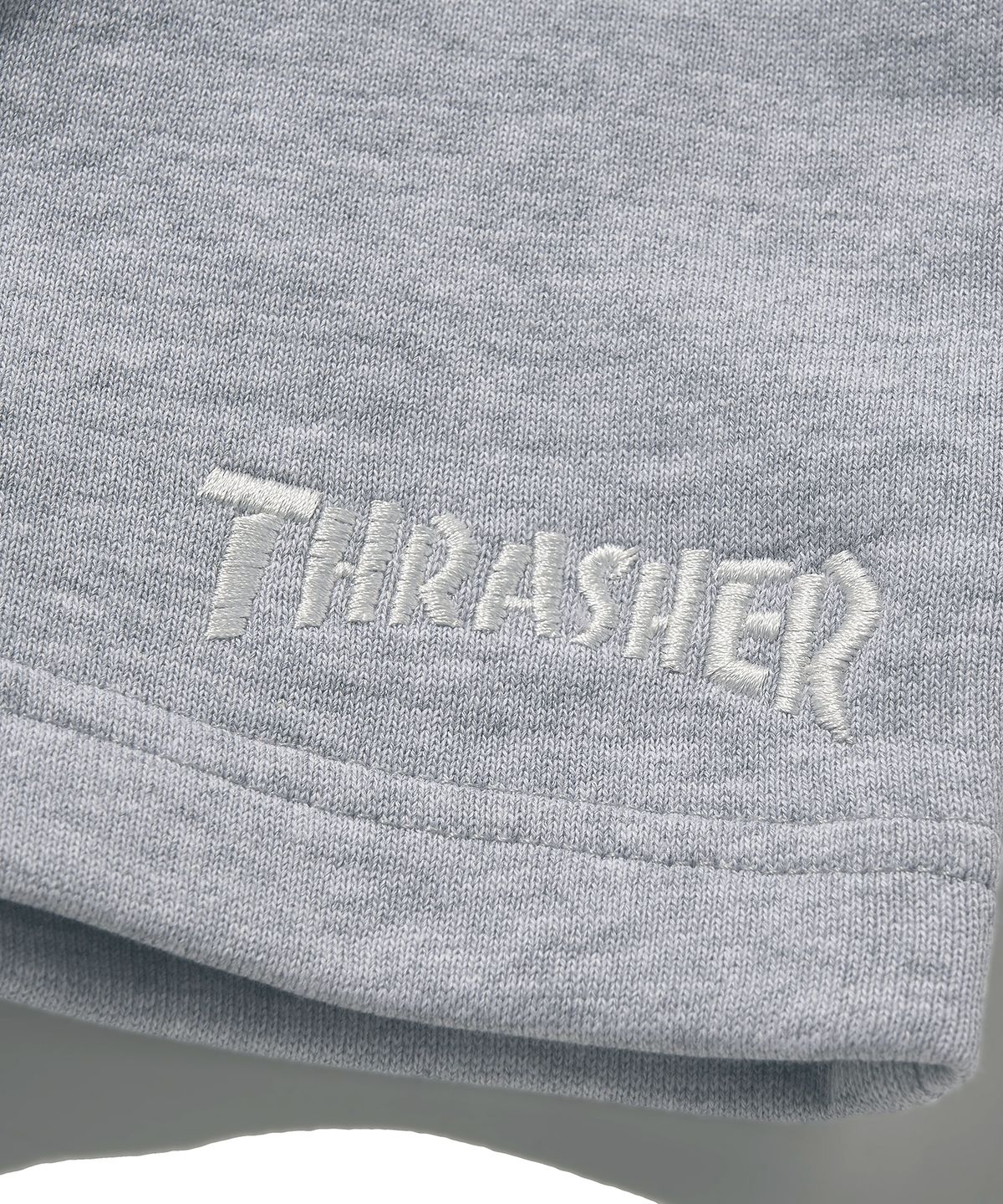 트레셔(THRASHER) 매거진 스웻 쇼츠 그레이