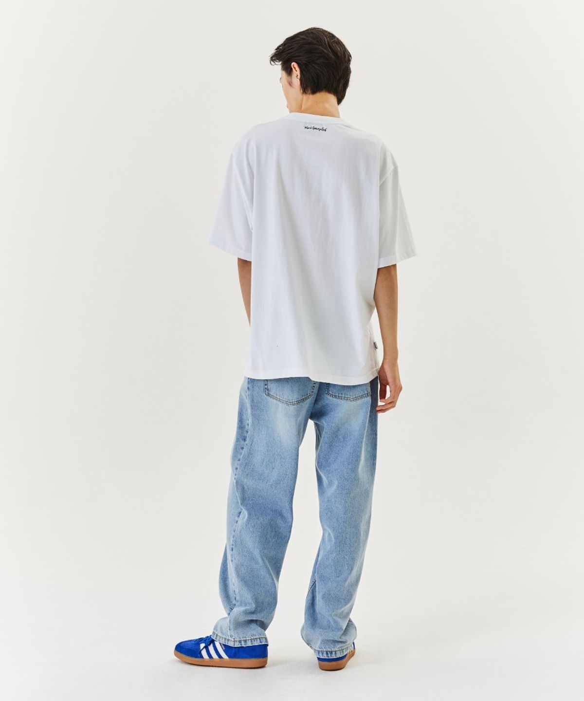 마크곤잘레스(MARK GONZALES) CHILDHOOD GRAPHIC T-SHIRT - WHITE