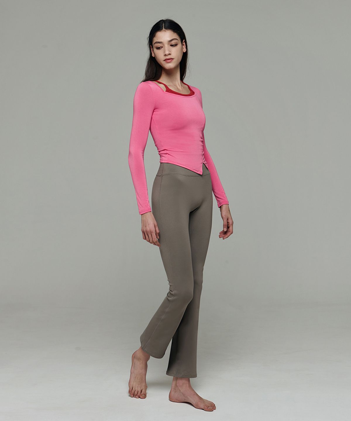 데비웨어(DEVIWEAR) 슬래시 스퀘어넥 크롭티 DEVI-T0089-딥핑크