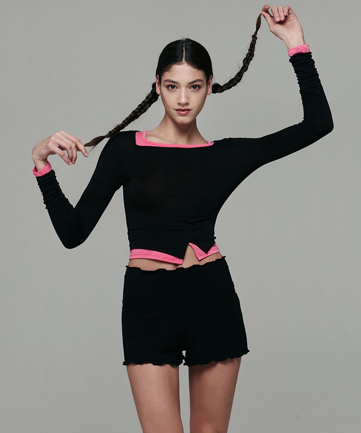 데비웨어(DEVIWEAR) 슬래시 스퀘어넥 크롭티 DEVI-T0089-블랙