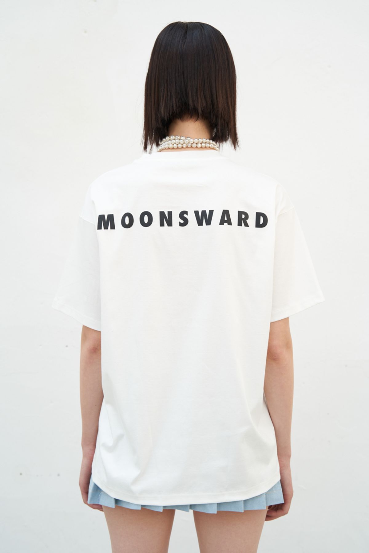 문스워드(MOONSWARD) 화이트 파인 코튼 로고 티셔츠