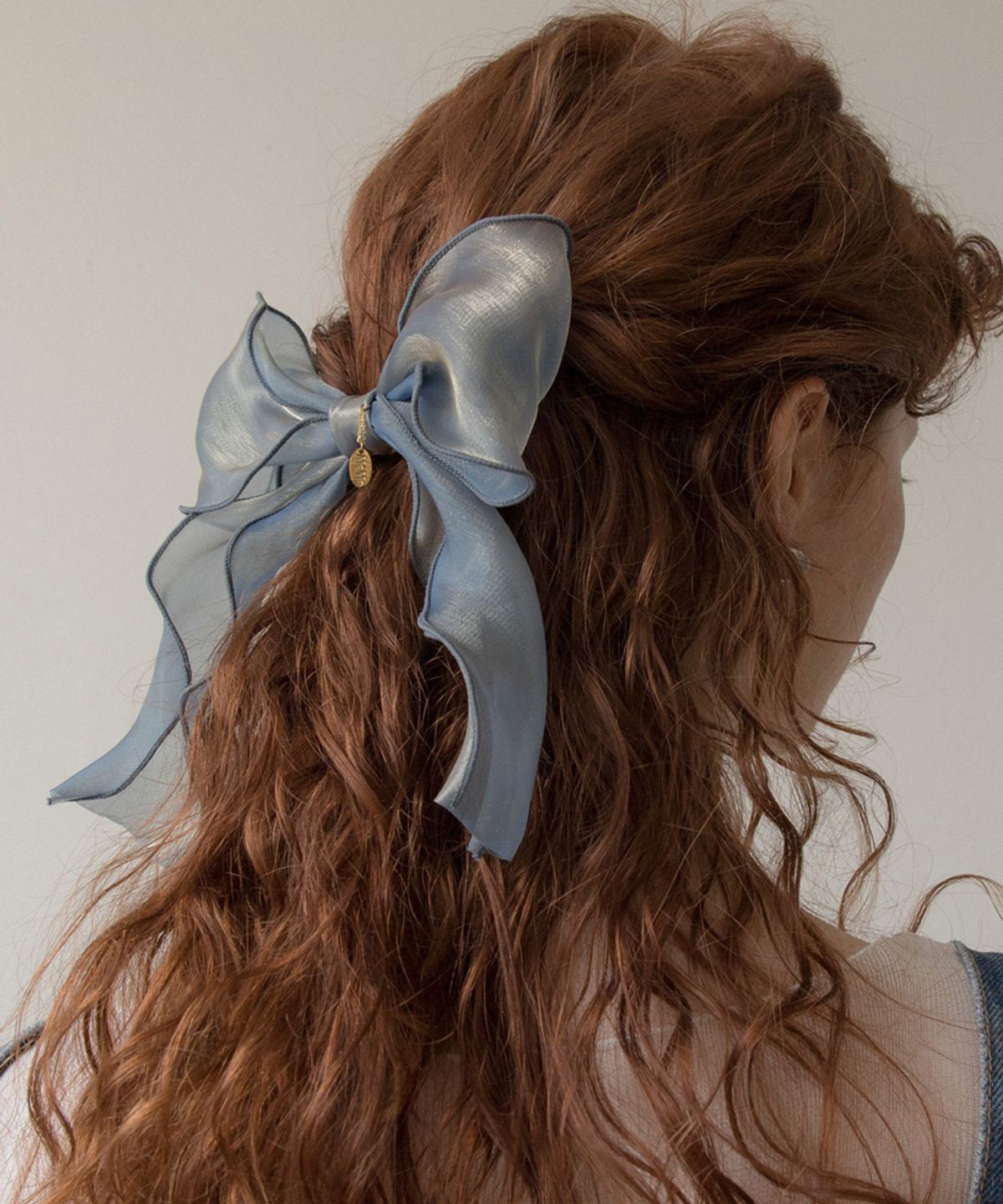 메리모티브(MERRYMOTIVE) Blue organza ruffle ribbon hairpin