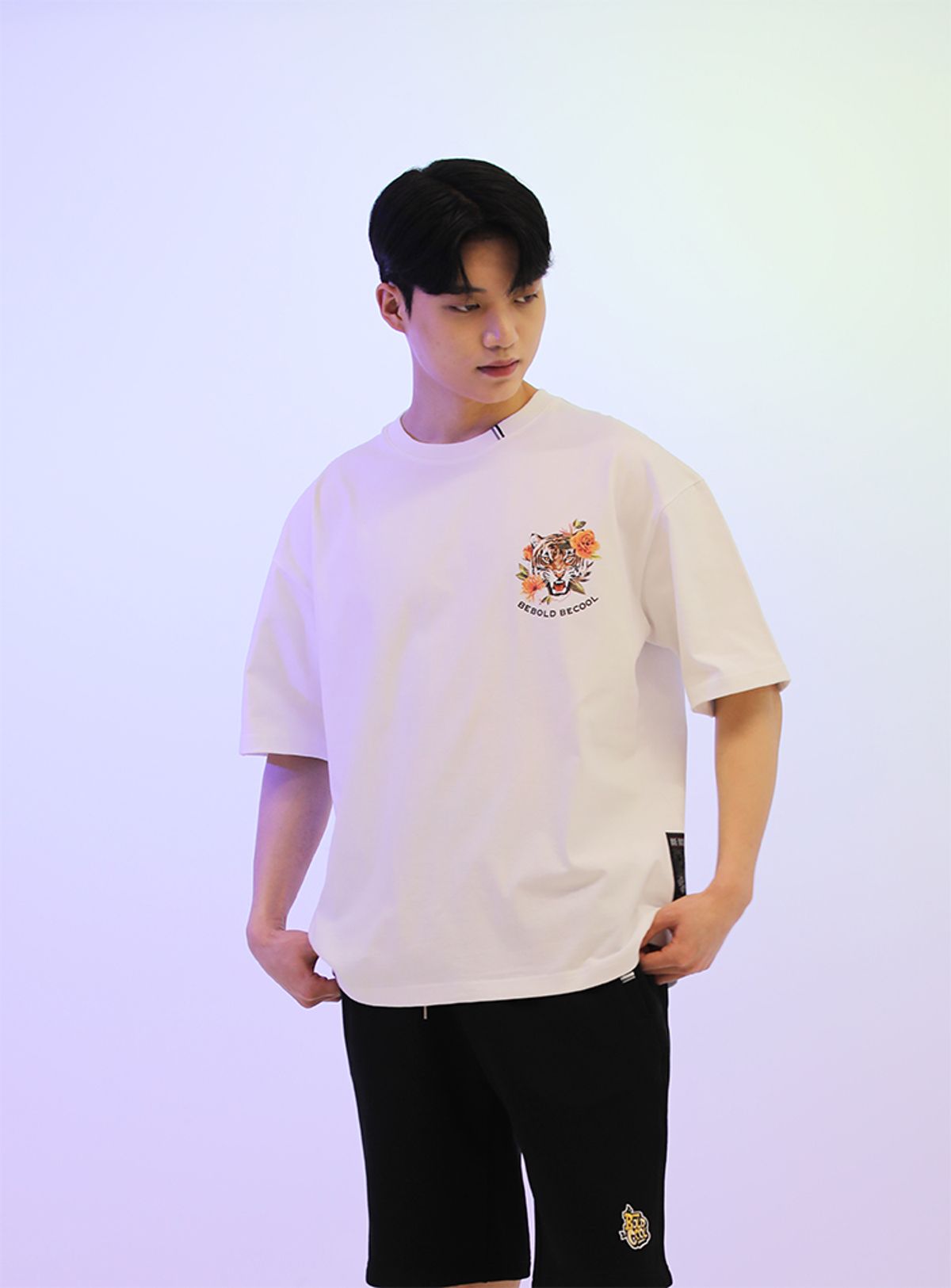 비볼드비쿨(BEBOLD BECOOL) 플라워타이거 [T-Shirt]