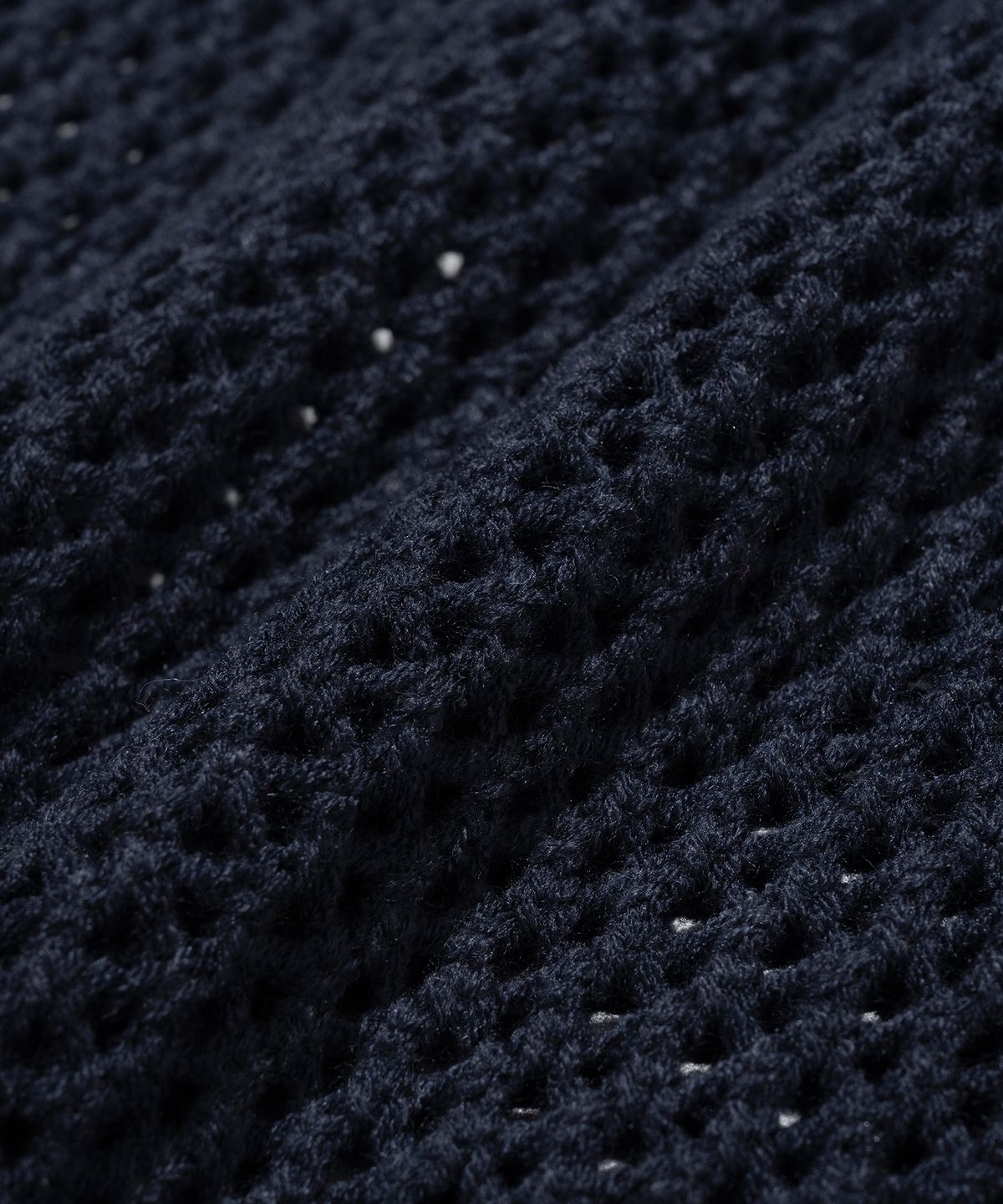 니티드(KNITTED) 펀칭 니트 베스트 NAVY