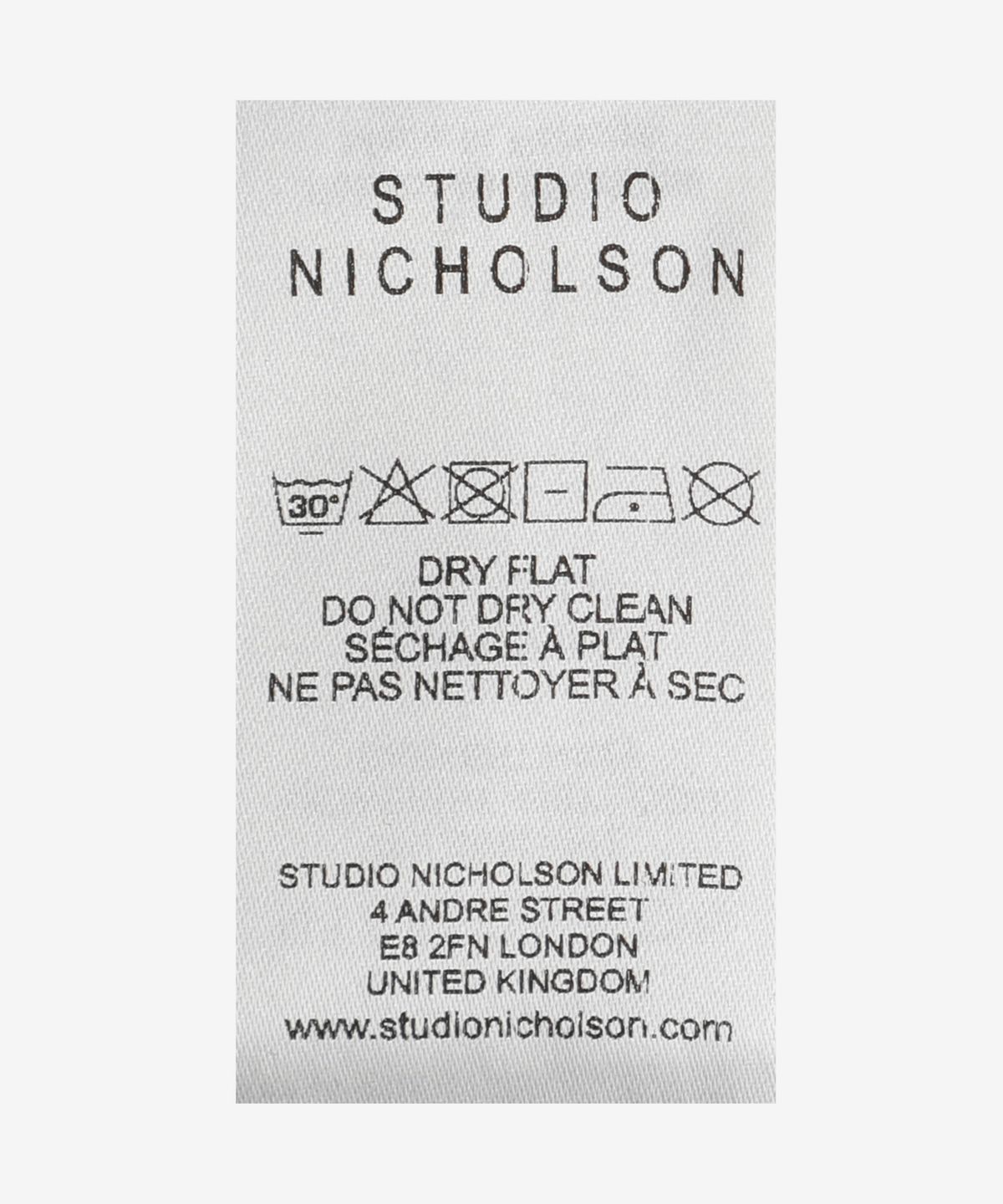 스튜디오니콜슨(STUDIO NICHOLSON) 남성 브랜디드 이지 핏 반소매 티셔츠 - 다키스트네이비 / PIUSNM912DARKESTNAVY