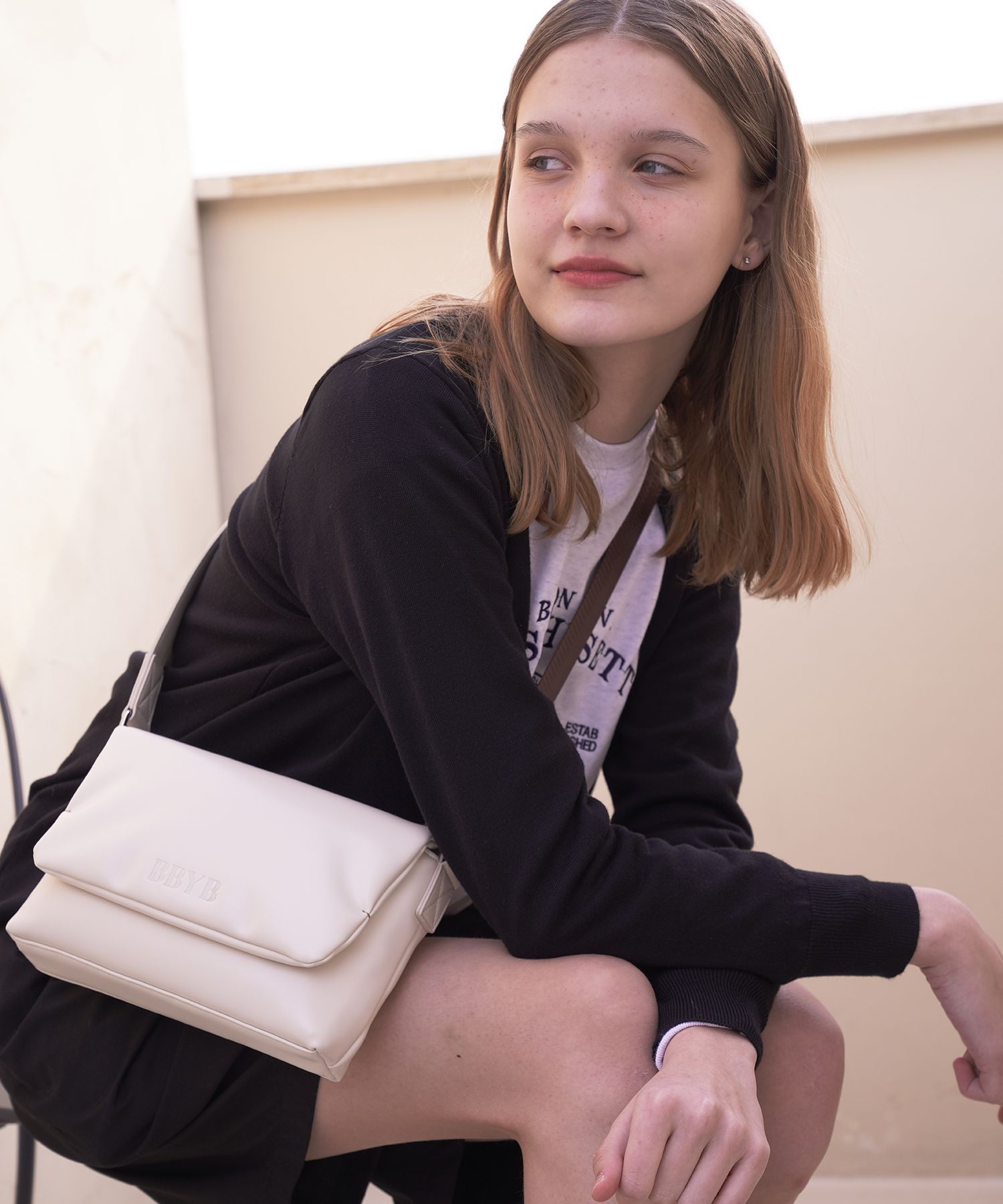 ☆人気☆【BBYB】☆POPA Unisex Small Messenger Ba.g☆バッグ☆ MUSINSA | BBYB Popa Unisex Small Messenger Bag (Ivory)
