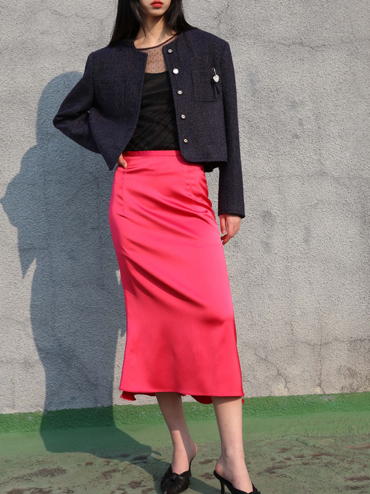 쏘리, 투 머치 러브(SORRY, TOO MUCH LOVE) Satin Back Ruffle Mermaid Skirt_Magenta Pink