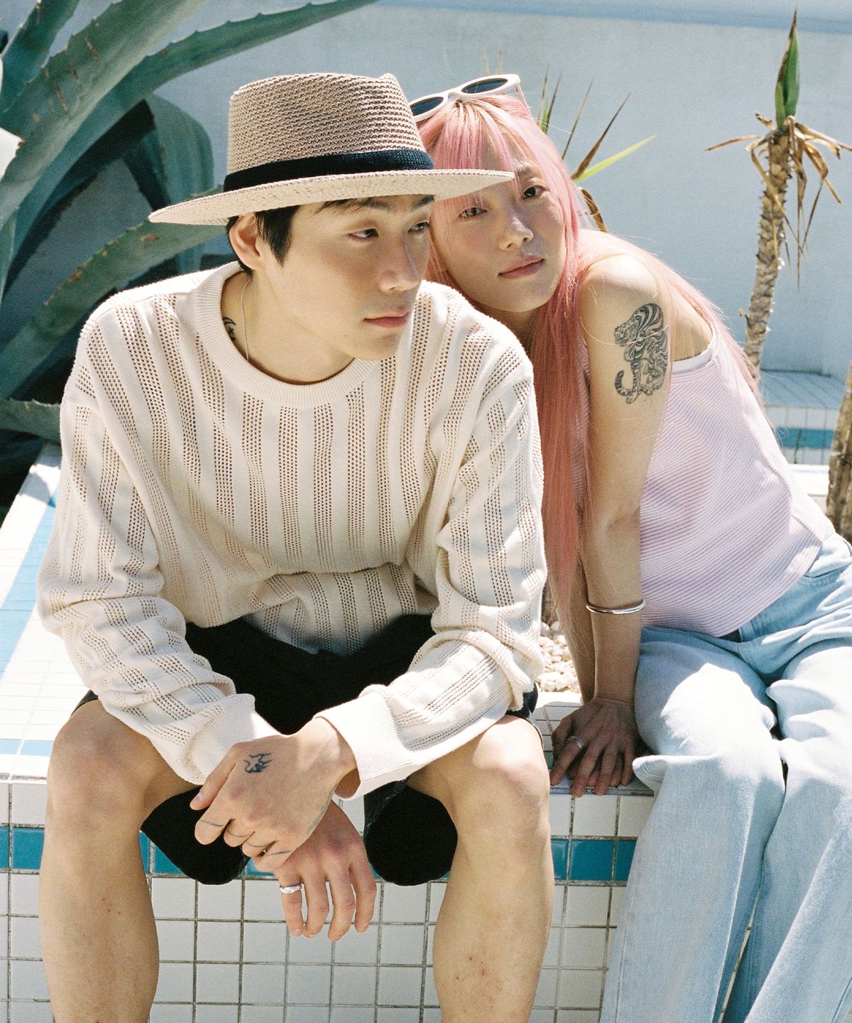 플랙(PLAC) 스트라이프 패턴 풀오버 니트 베이지