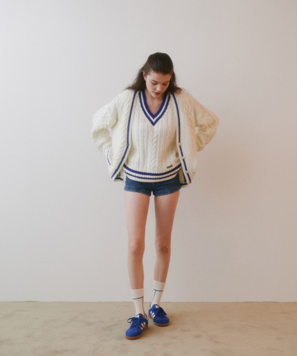 그린버터(GREENBUTTER) Oversized Cable Stripe Cardigan (Ivory)