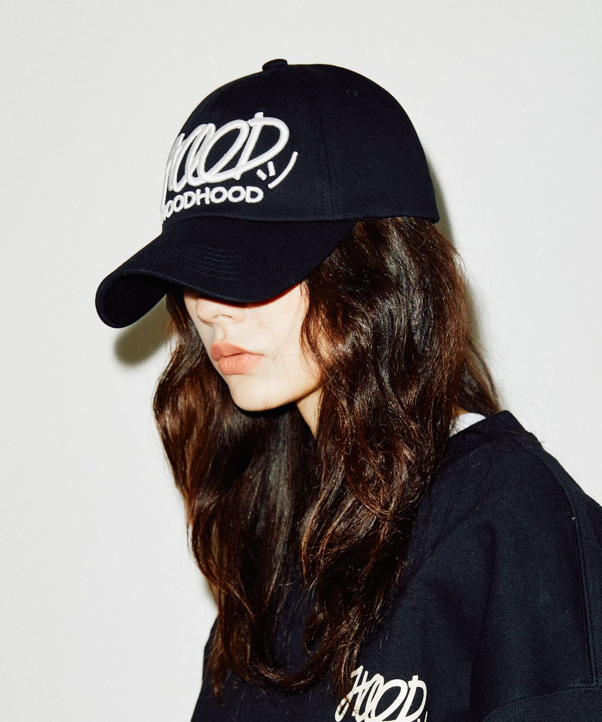 후드후드(HOODHOOD) 시그니처 로고 볼캡 블랙
