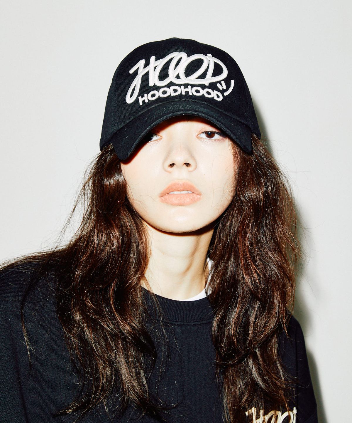 후드후드(HOODHOOD) 시그니처 로고 볼캡 블랙