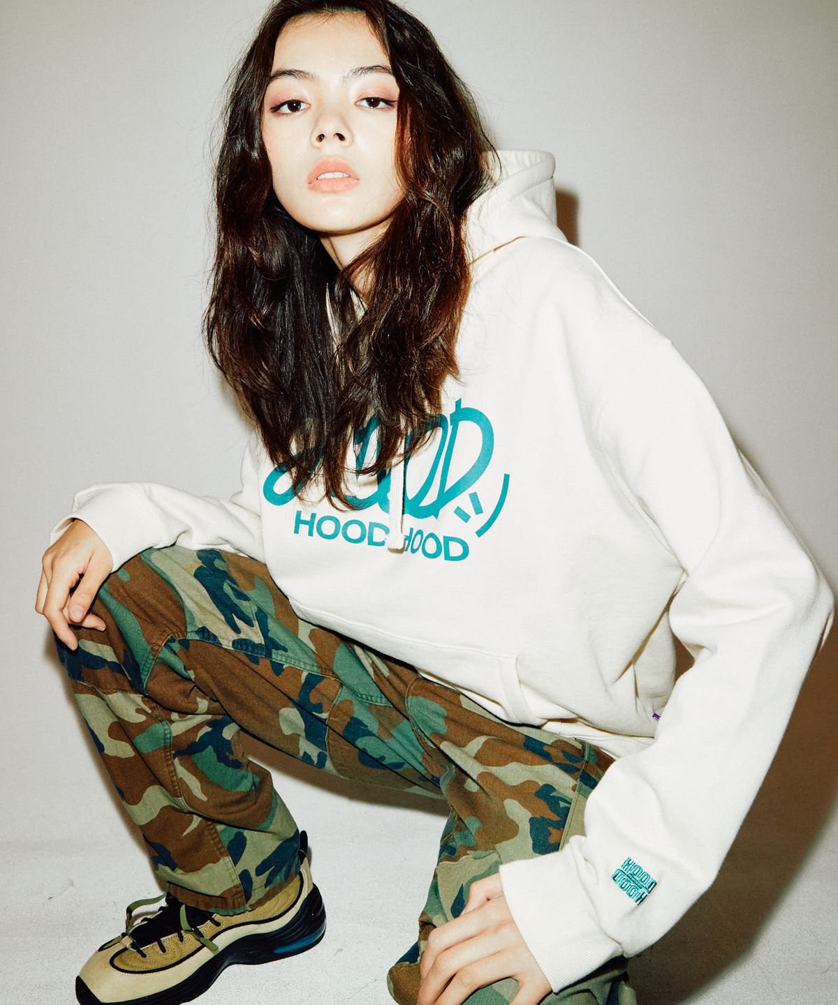 후드후드(HOODHOOD) 시그니처 로고 후드 아이보리