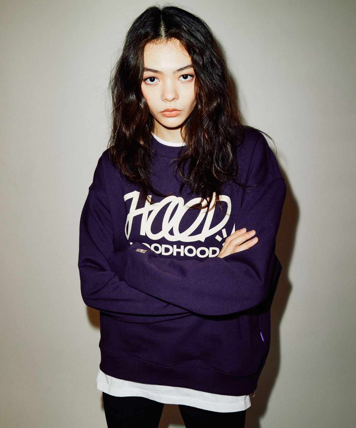 후드후드(HOODHOOD) 시그니처 로고 맨투맨 딥퍼플