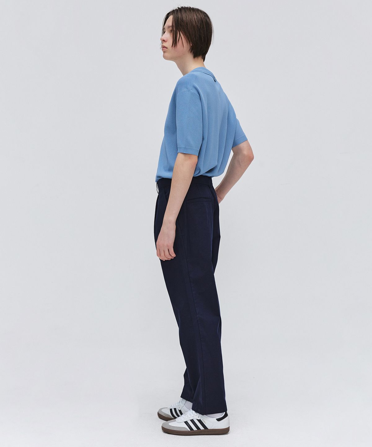 이지오(EZIO) Open Collar Half Knit_Sky Blue