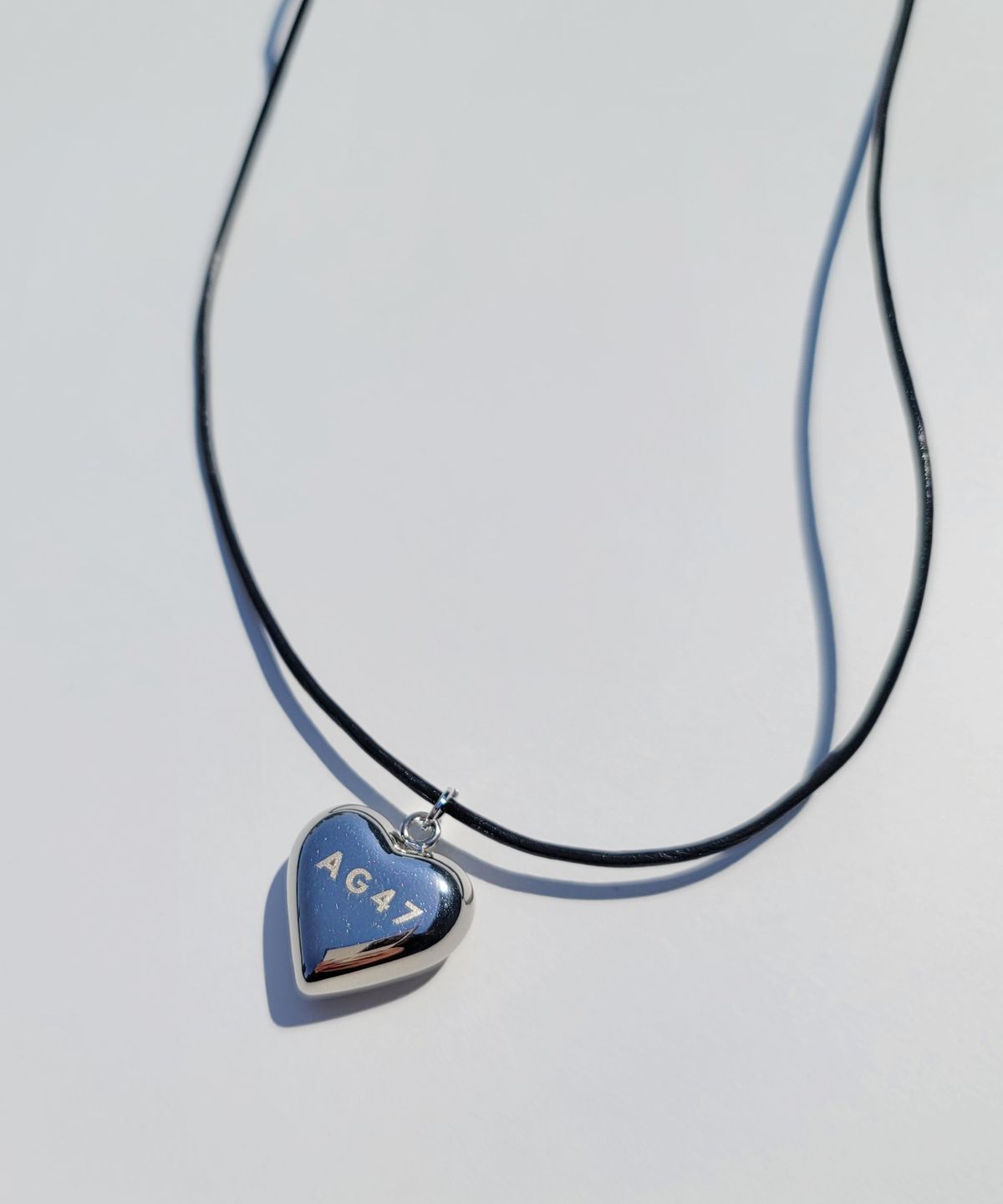 에이지47(AG47) 23-Necklace47 Heart Leather Choker