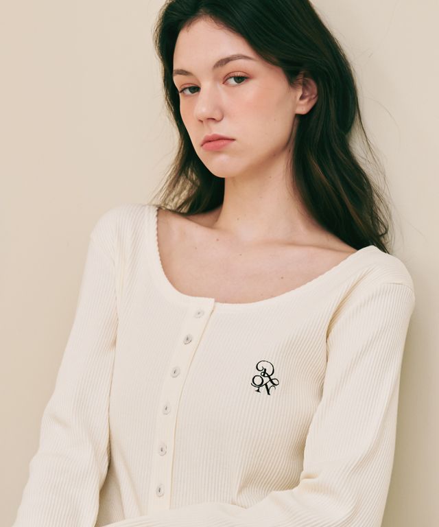 MUSINSA | RONRON SLIM BUTTON U NECK LONG SLEEVE CREAM