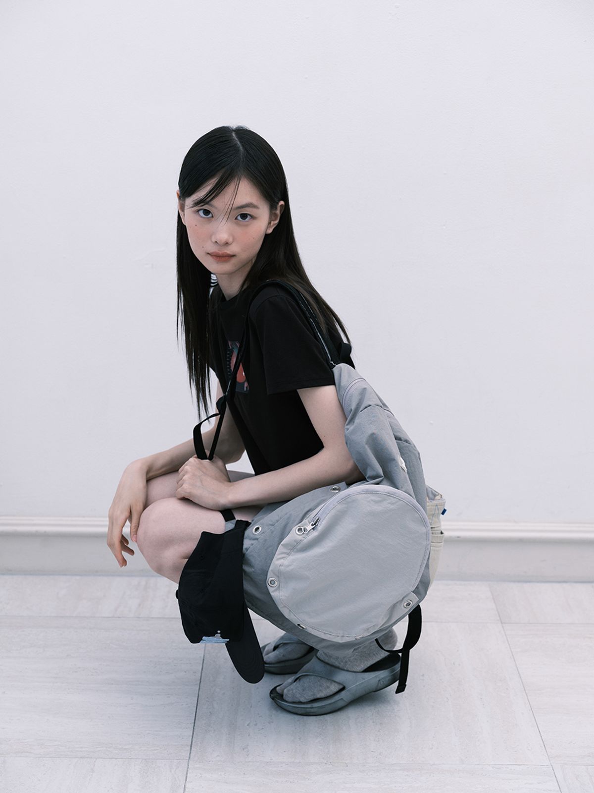 무음(MUWM) 네스트 나일론 아일렛 백팩 Nest Backpack (Gray)
