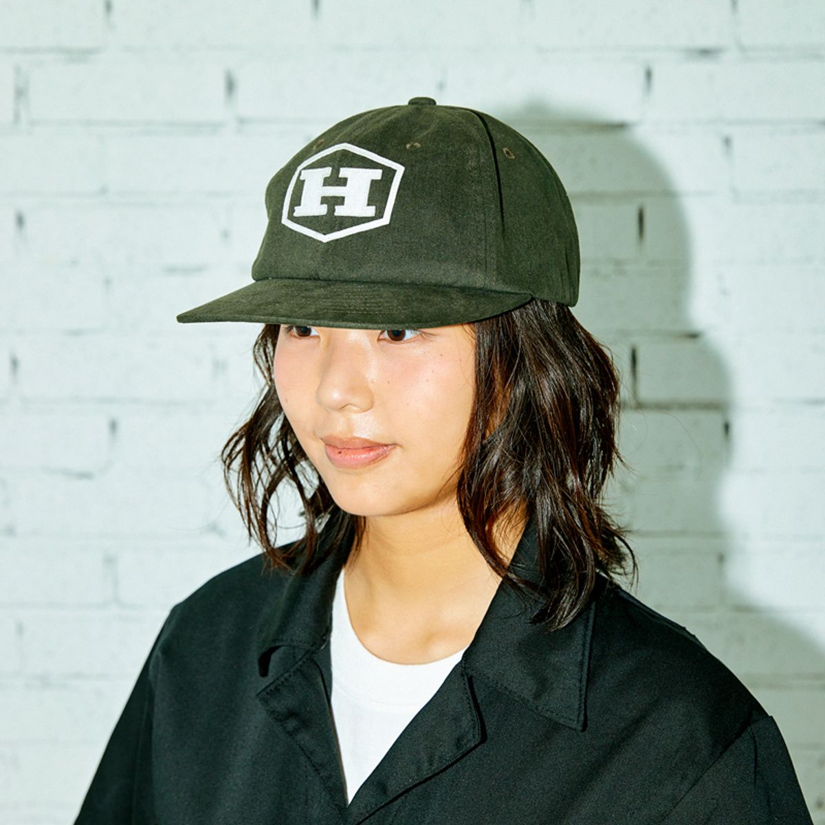 하이브로우(HIBROW) 빅 에이치 시그니처 볼 캡