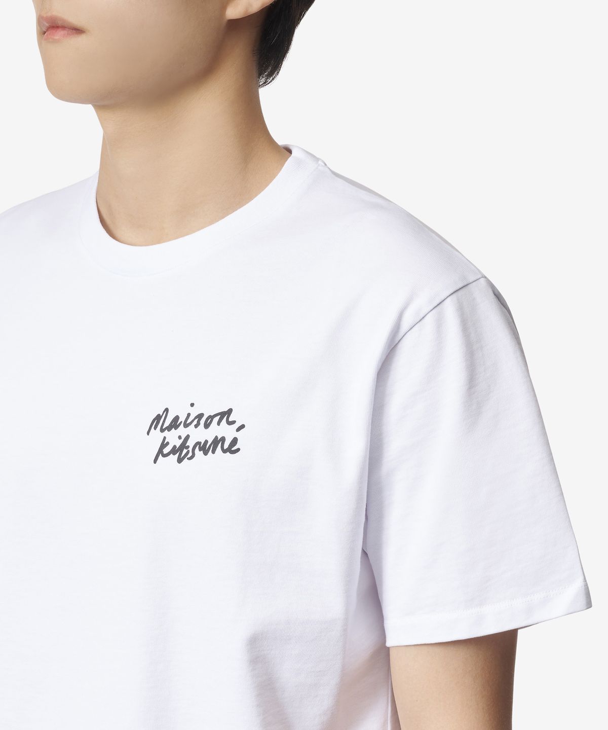 메종 키츠네(MAISON KITSUNE) 남성 미니 핸드라이팅 클래식 반소매 티셔츠 - 화이트 / IM00130KJ0035P100