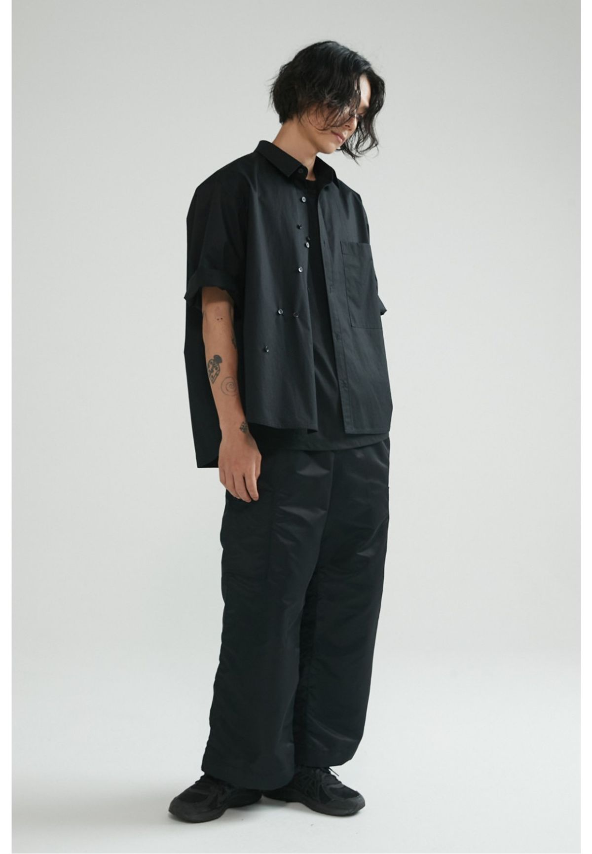 래코드(RECODE) Two Buttons Detail Shirt_RKSAM23631BKX