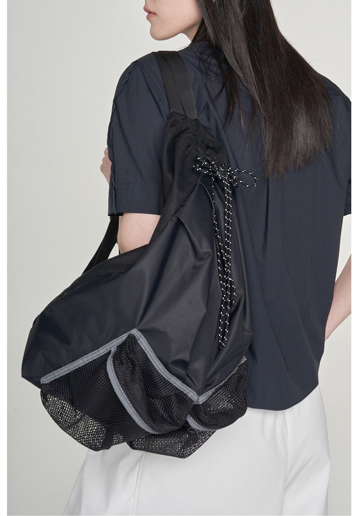 래코드(RECODE) Recyled Nylon Mesh Backback_RYBAS23805BKX