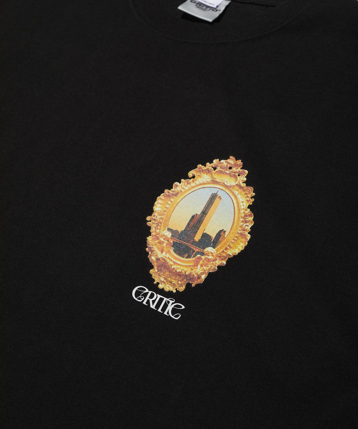 크리틱(CRITIC) Skyscraper Badge T-Shirts Black