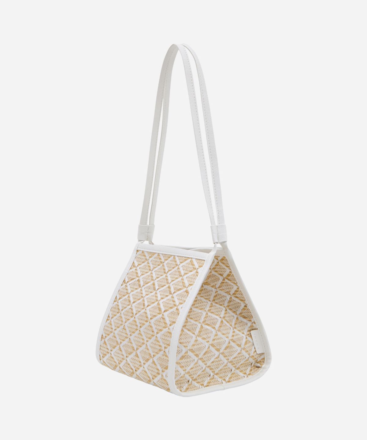콰니(KWANI) 26 Rattan Shoulder Tote White