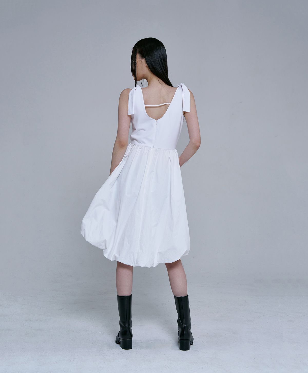 진주유즈(JINJUSE) SHOULDER TIE PUMPKIN DRESS [WHITE]