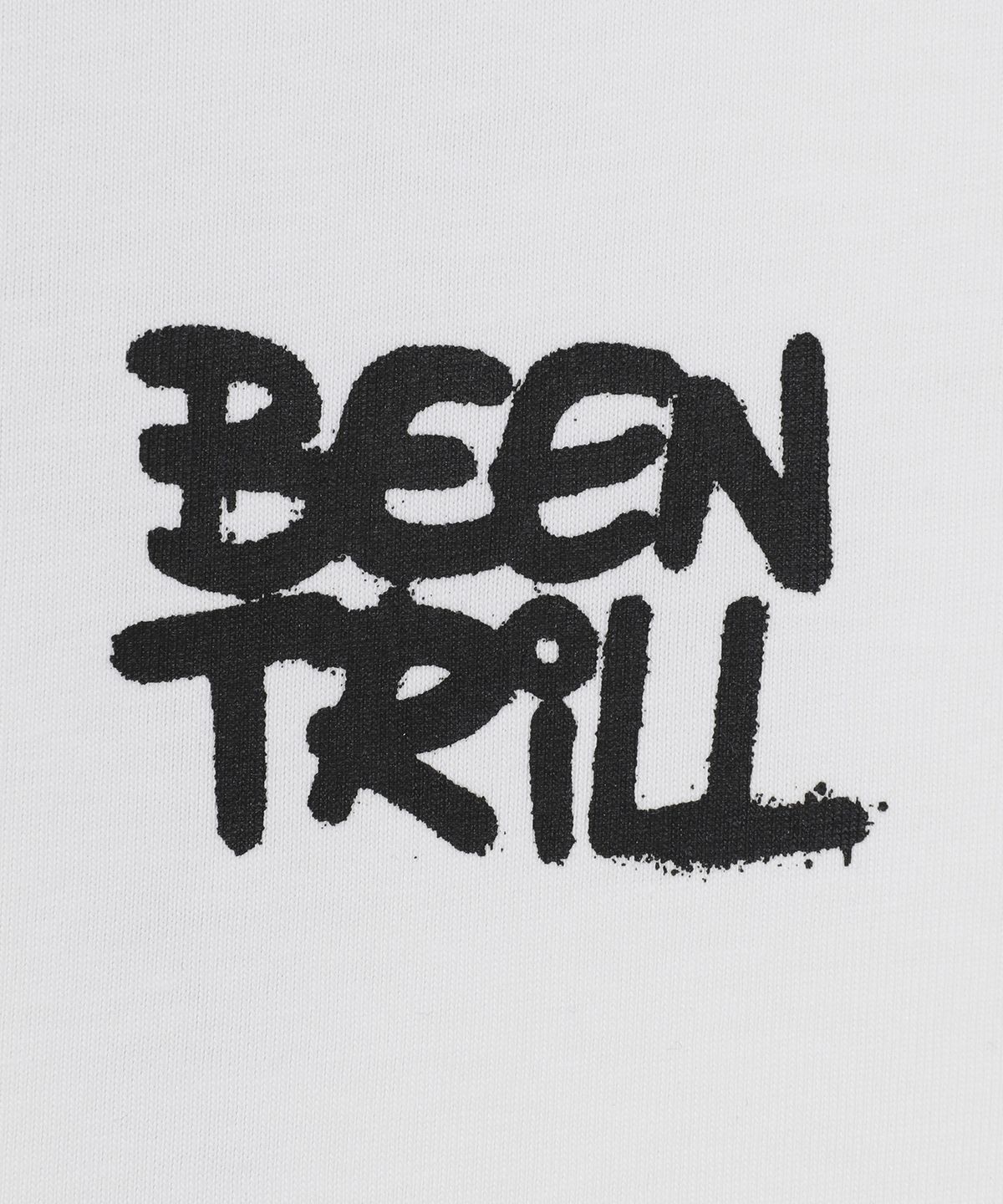 빈트릴(BEENTRILL) 스프레이 해시태그 티셔츠(오프 화이트)