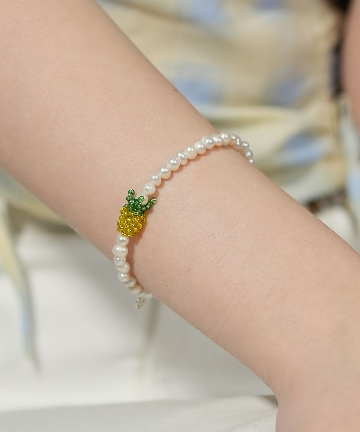 봉보(BONBEAU) Juicy fresh water pearl Bracelet 컬러 비즈 과일 팬던트 담수진주 팔찌