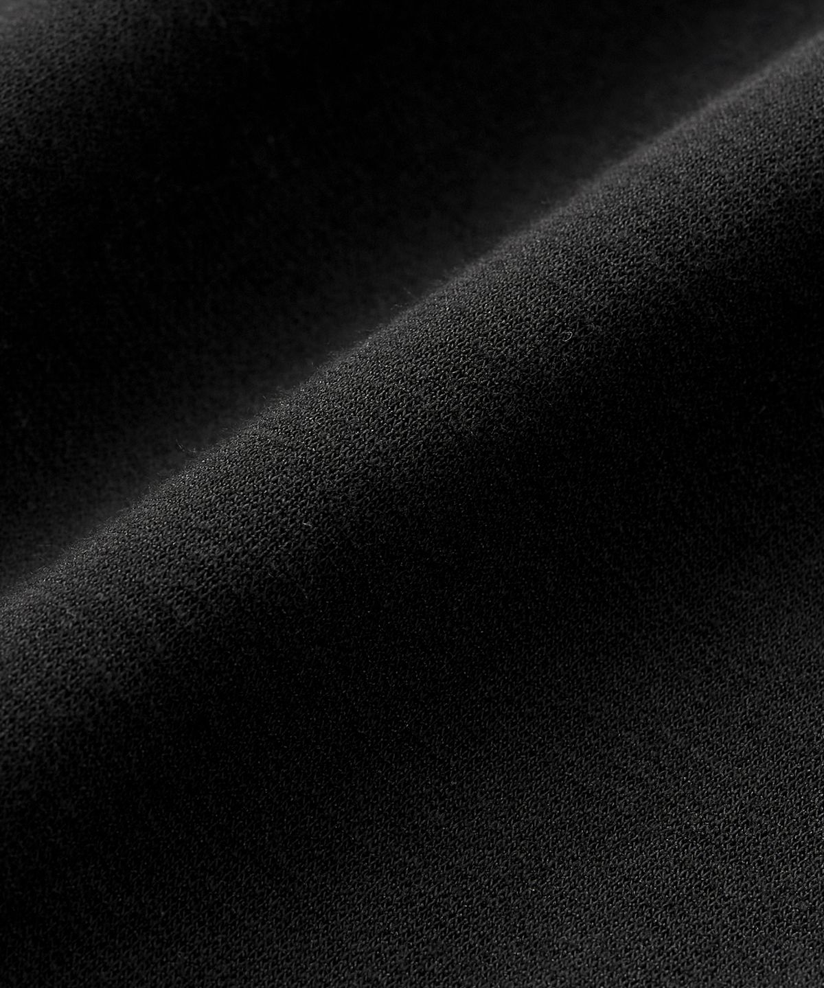 토피(TOFFEE) 원턱 하프 스웻 팬츠 (BLACK)