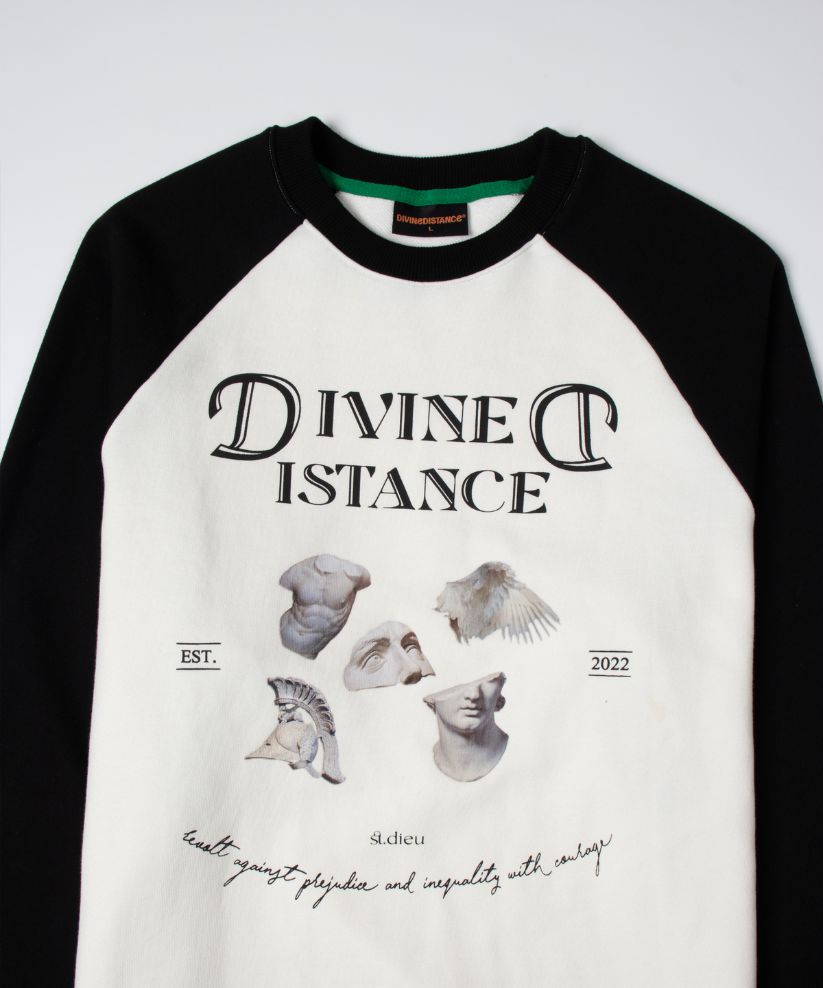 디바인디스턴스(DIVINE DISTANCE) 세인트 래글런 맨투맨 [블랙]
