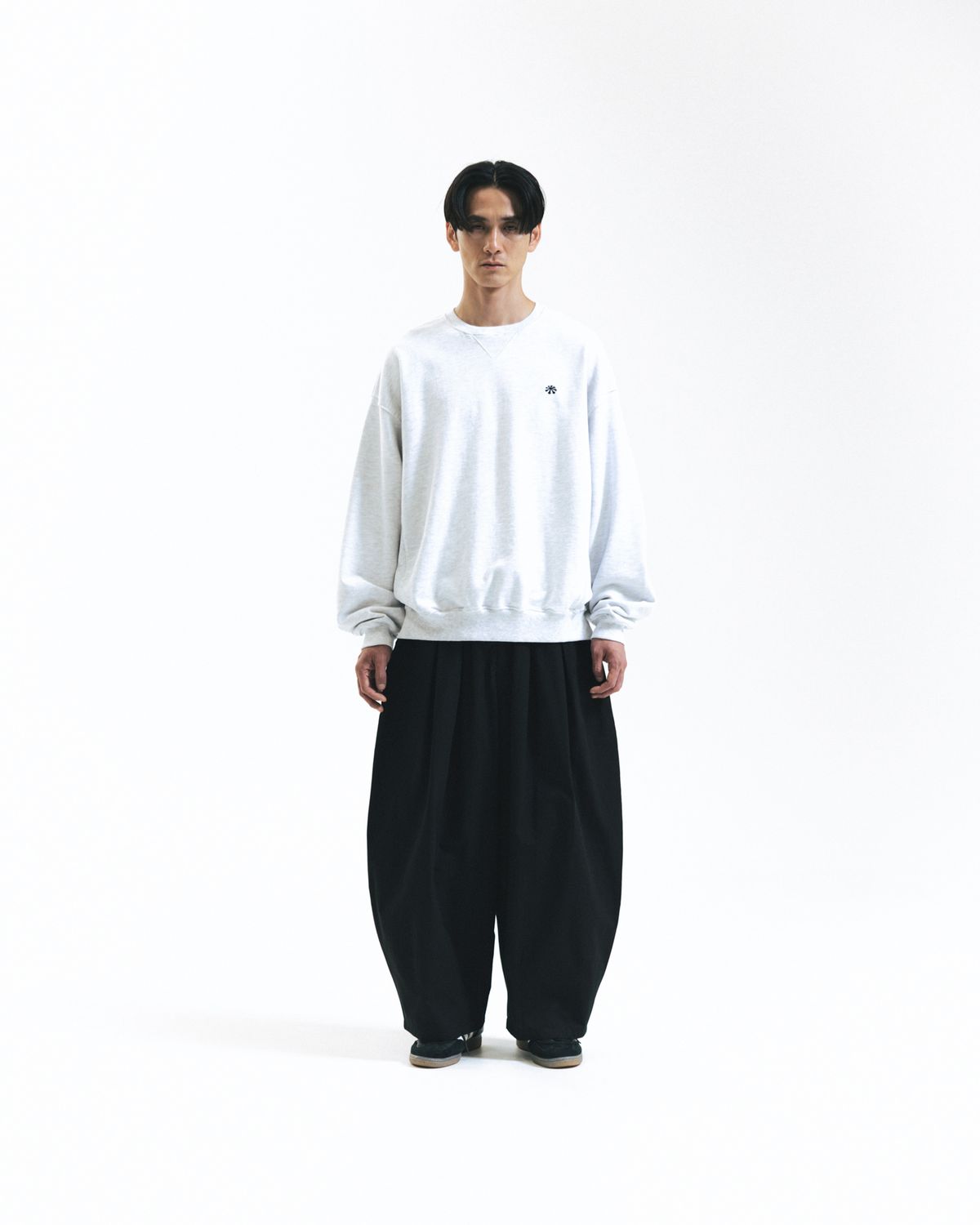 앵글런(ANGLAN) Essential Easy Balloon Pants - Black