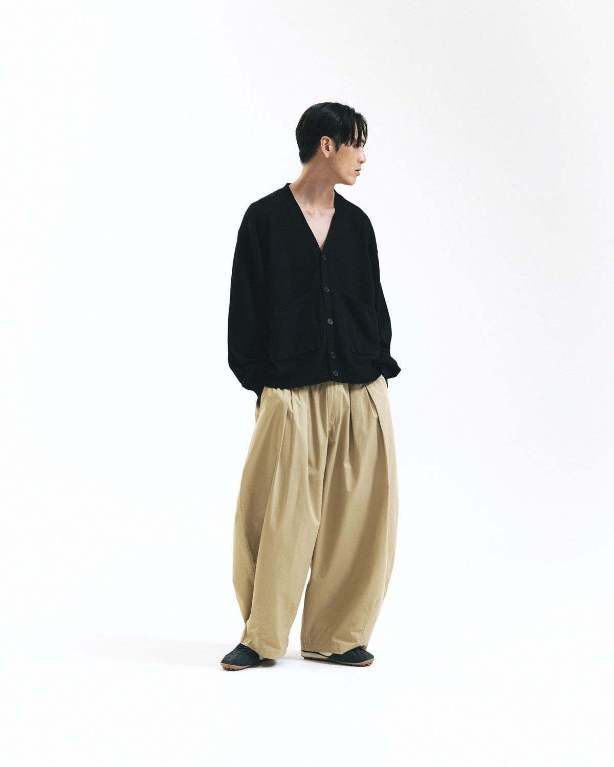 앵글런(ANGLAN) Essential Easy Balloon Pants - Beige
