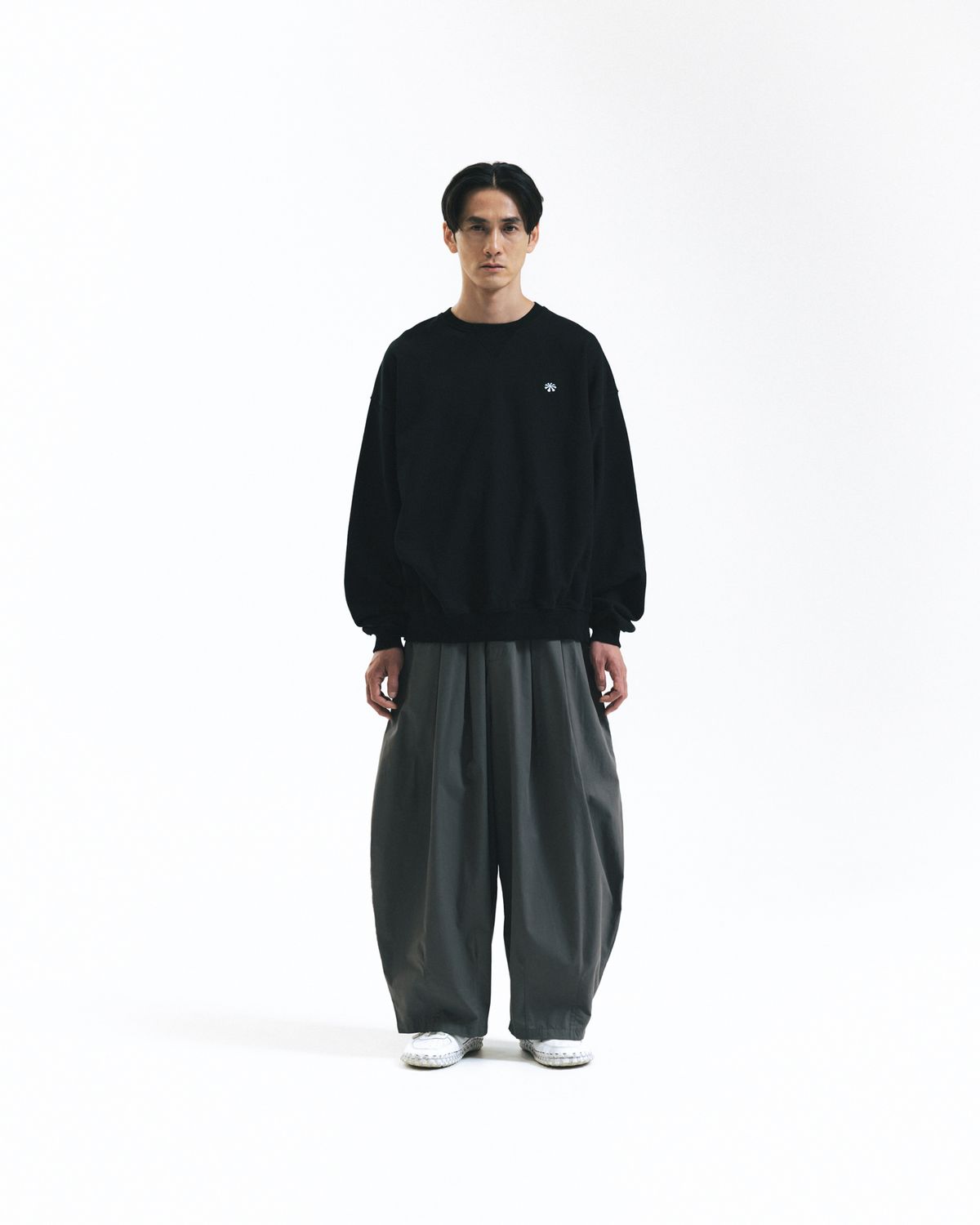 앵글런(ANGLAN) Essential Easy Balloon Pants - Grey
