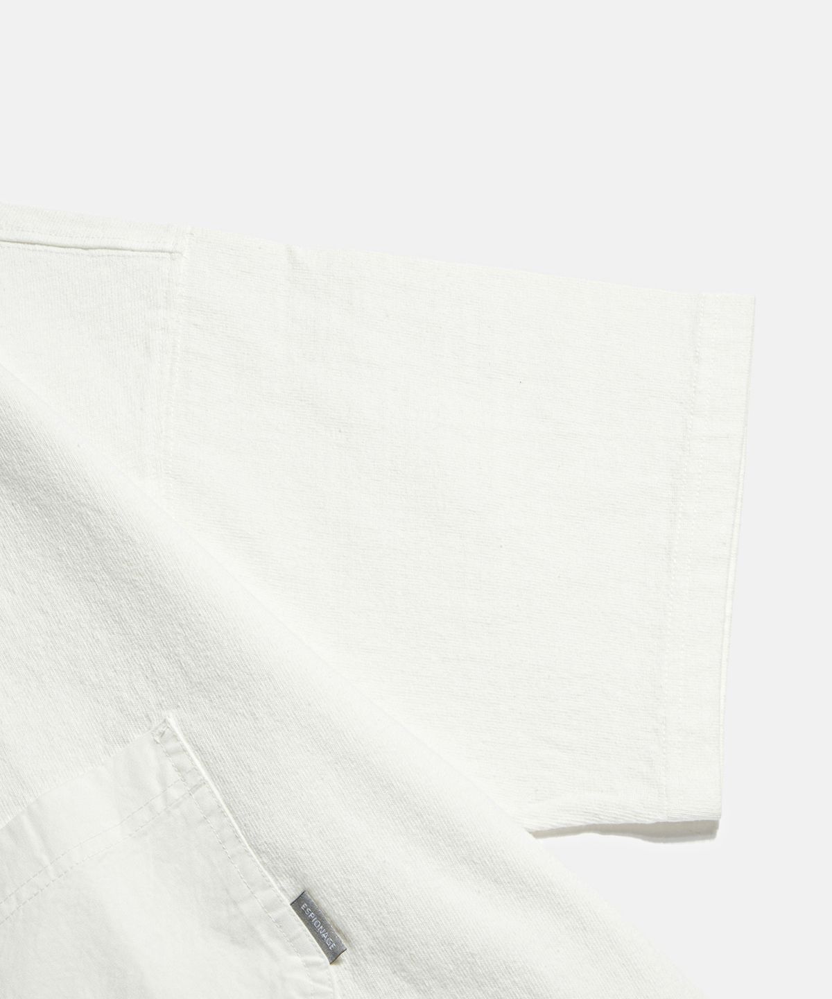 에스피오나지(ESPIONAGE) Pocket Wide Henley Neck Shirt Off White