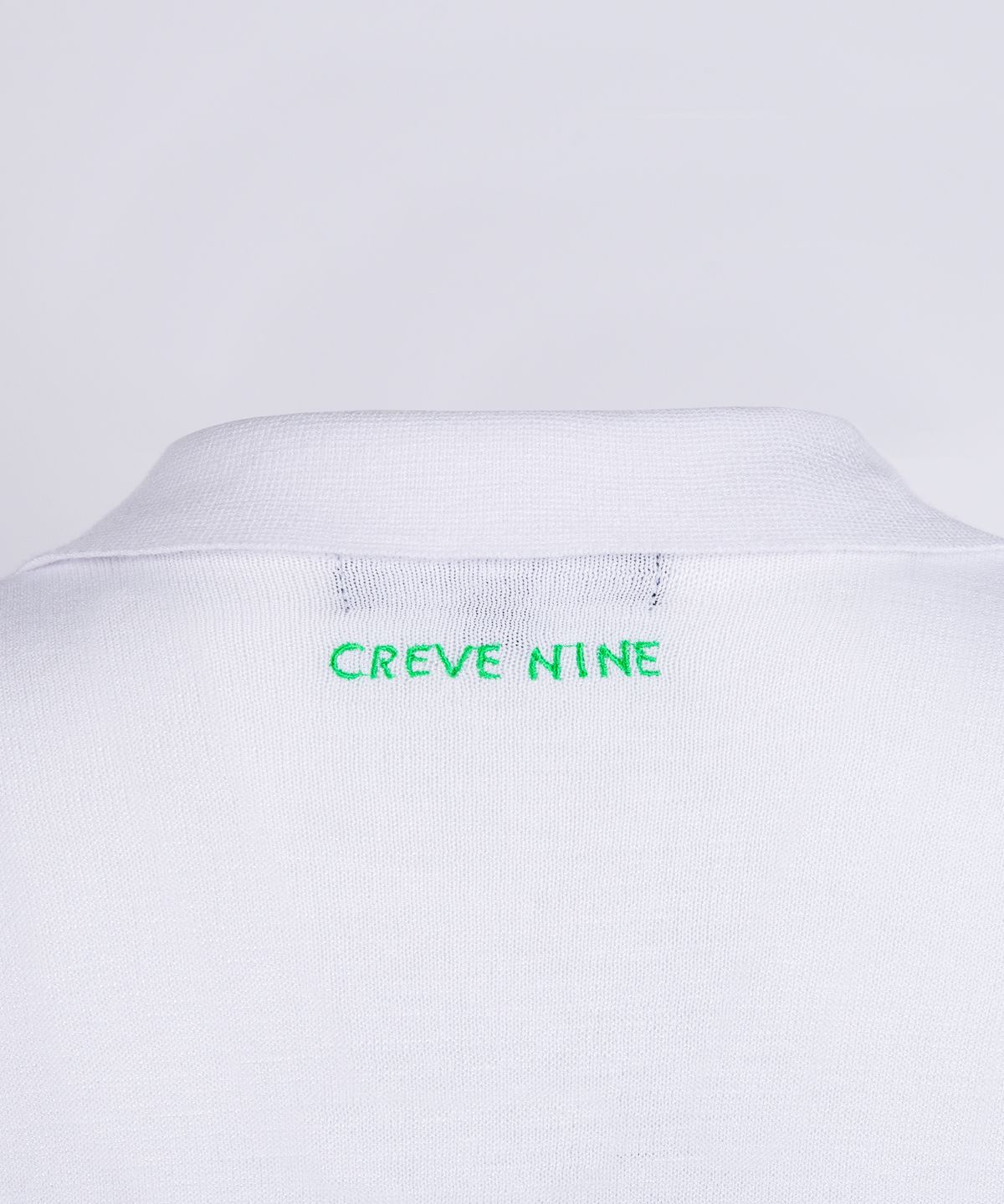크리브나인(CREVE9) 카프리 루즈핏 반팔니트WH